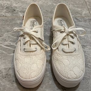 Keds Womens Triple Kick Lace Sneaker